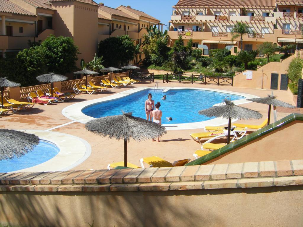 Апартаменты Apartamento Alta Loma With Bbq, Sea Views, Pool, Wifi Sleeps 6 Фуэнхирола Экстерьер фото