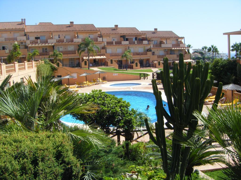 Апартаменты Apartamento Alta Loma With Bbq, Sea Views, Pool, Wifi Sleeps 6 Фуэнхирола Экстерьер фото